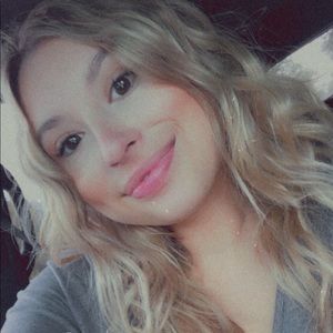 Meet your Posher, Jorie